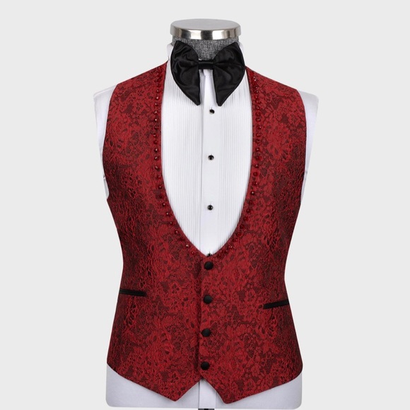 Men’s Red Stone Embroidered Tuxedo - Picture 5 of 13